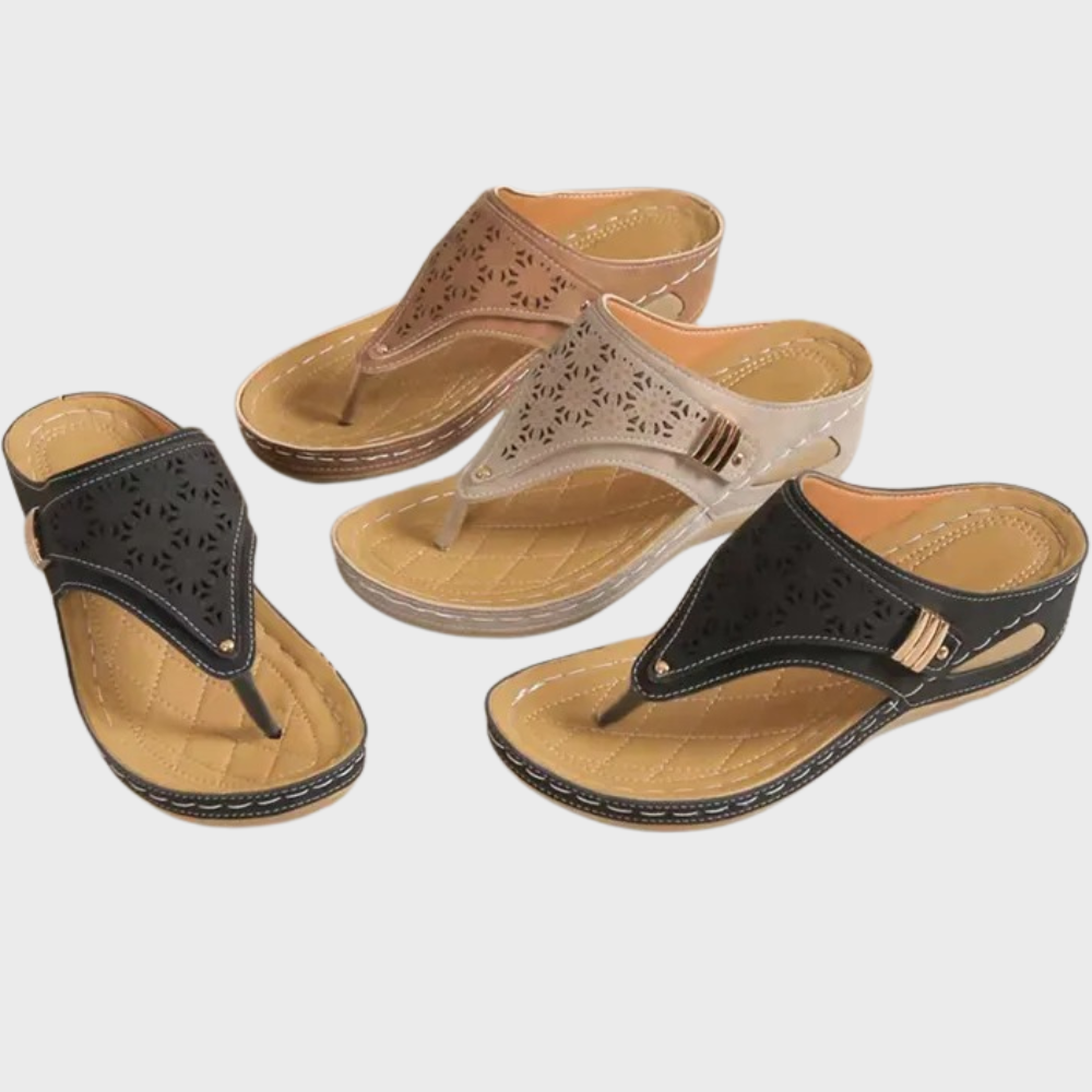 Gwendolyn - Slippers - Casual - Seasoncollection- Great for Casual Days