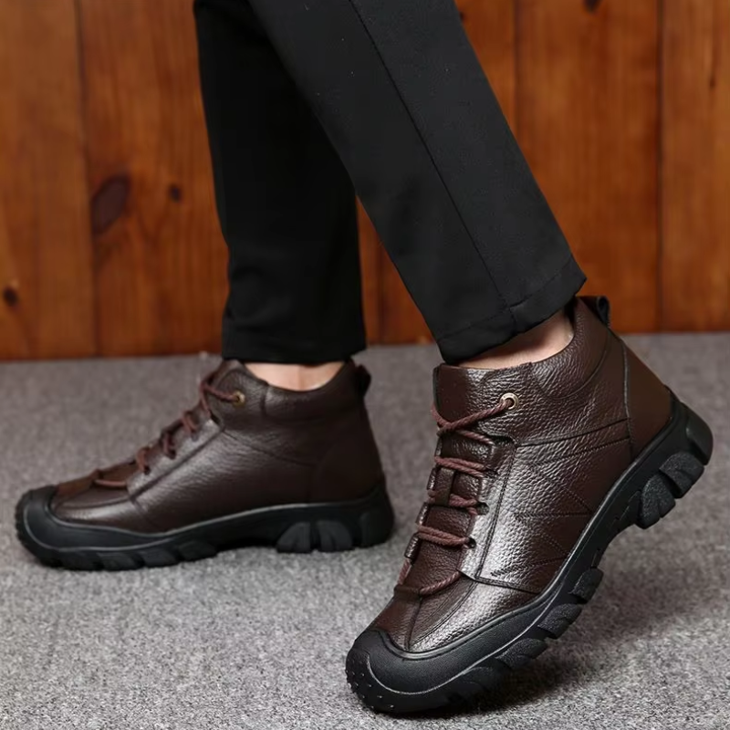 Men's Warm Fur Lined Lace Up Shoes  | Perfect for All Seasons