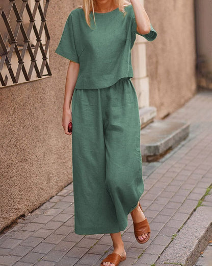 Vanessa - Two-Piece Women Suit - Elegant - Modern Style - Everyday Wear