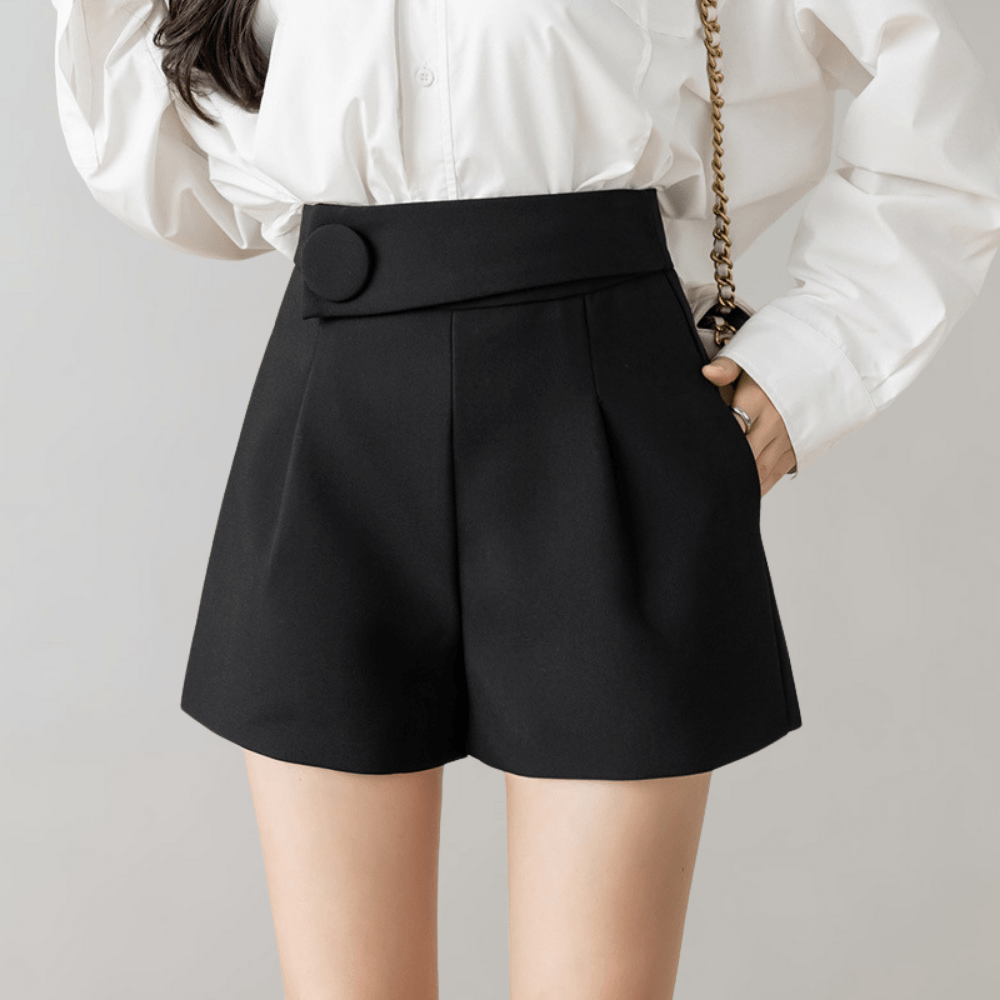 Lyla - High Waist Shorts - Chic - Timeless Style - Everyday Wear