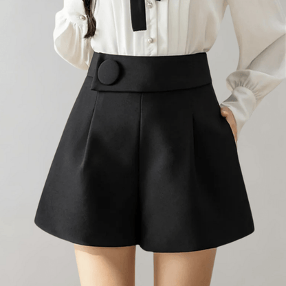 Lyla - High Waist Shorts - Chic - Timeless Style - Everyday Wear