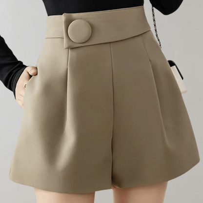 Lyla - High Waist Shorts - Chic - Timeless Style - Everyday Wear