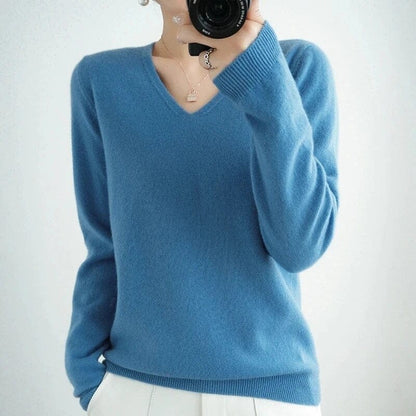 Pandora - V-neck Sweater - Casual - Timeless Style - Ideal for Winter