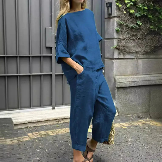 Avice - Minimalist Outfit Set for Women