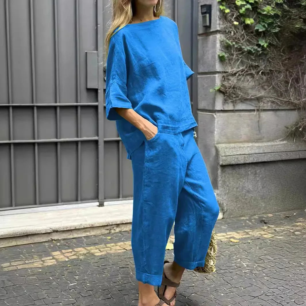 Avice - Minimalist Outfit Set for Women