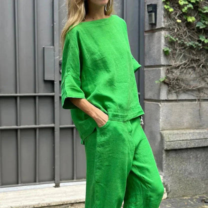 Avice - Minimalist Outfit Set for Women
