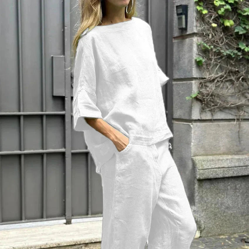 Avice - Minimalist Outfit Set for Women